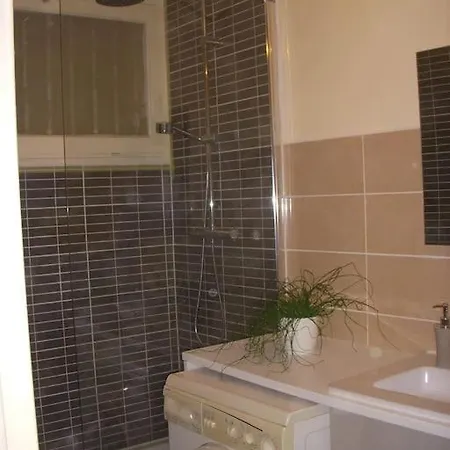 Apartment Proche De La Collioure